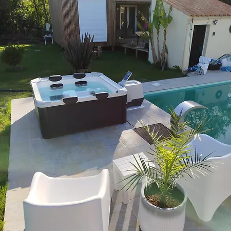 בית נופש Greenkub Avrillé